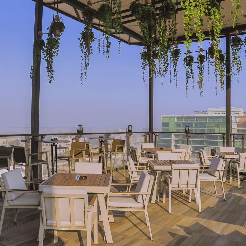 Best Western Plus Maya - Luxury Collection Hotel Dhaka Restoran gambar